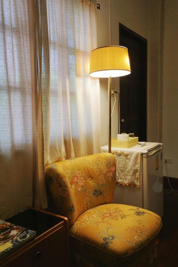Manee And Record บ้านมานี Séjour chez l'habitant